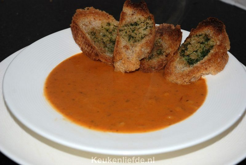 Tomatensoep à la Johan Tomatensoep à la Johan
