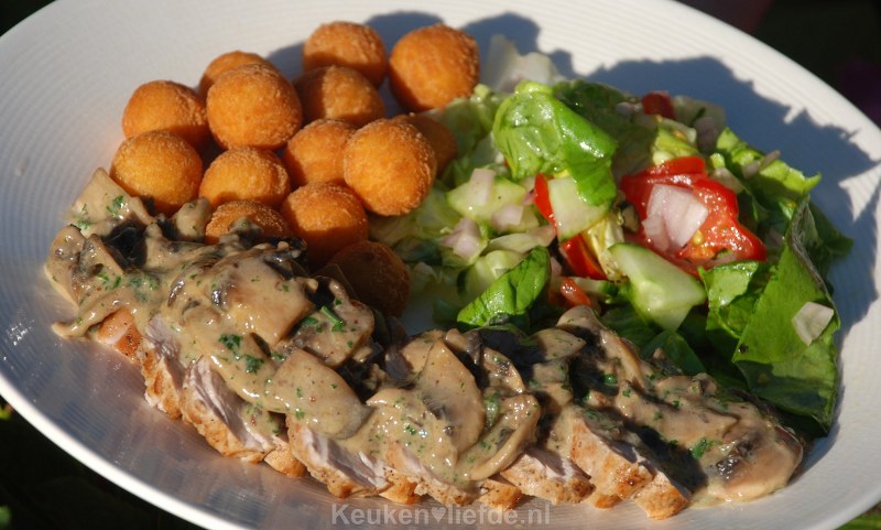 Varkenshaas met champignonroomsaus