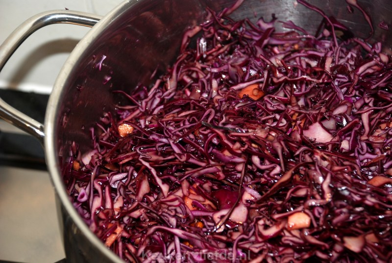 Rode kool met balsamico en appelstroop Rode kool met balsamico en appelstroop