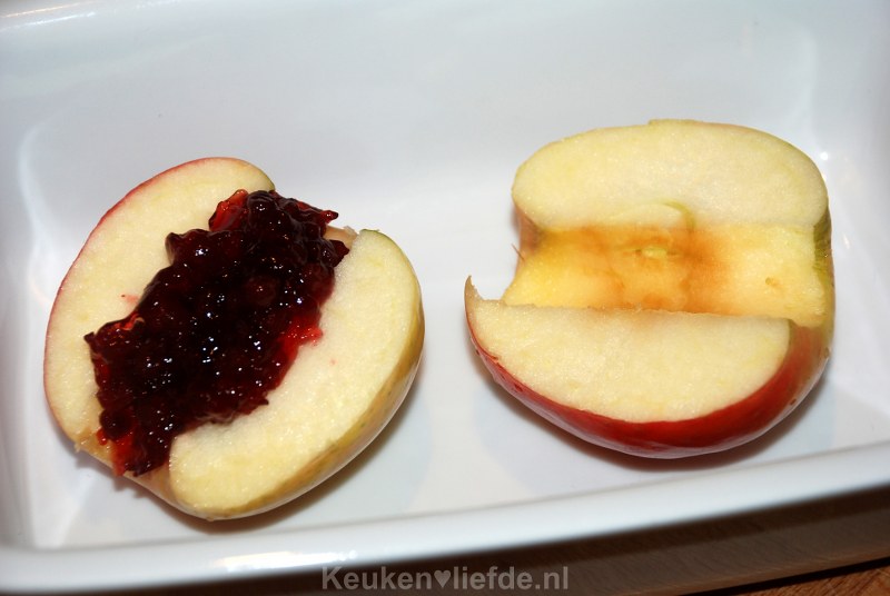 Gevulde appel uit de oven Gevulde appel uit de oven