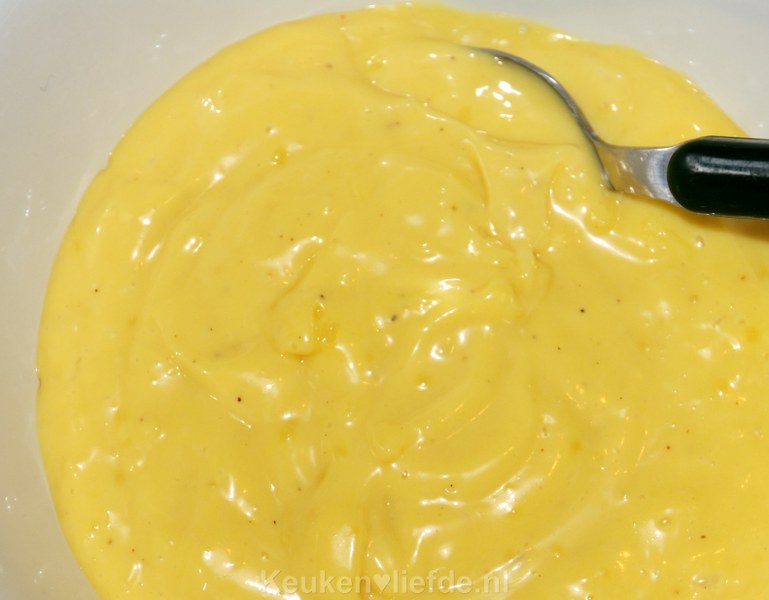 Zelfgemaakte Aioli (knoflookmayonaise) Zelfgemaakte Aioli (knoflookmayonaise)
