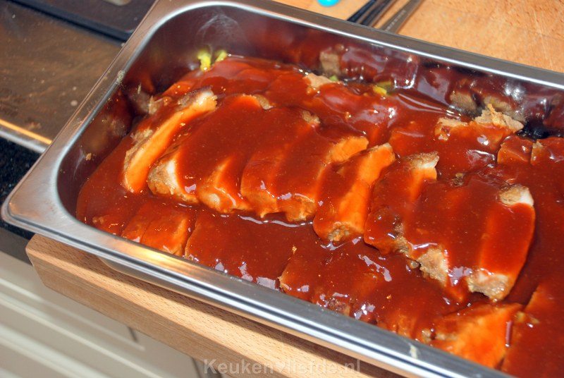 Zelfgemaakte babi pangang Zelfgemaakte babi pangang