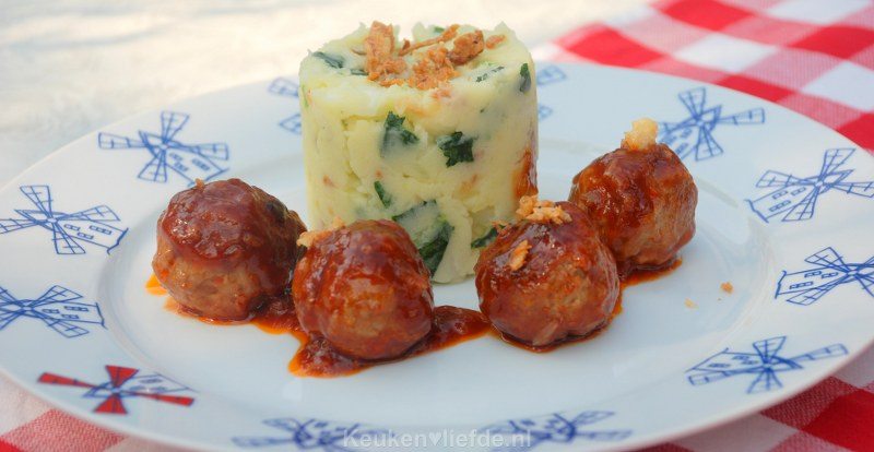 Ketjap gehaktballetjes in zoetzure saus Ketjap gehaktballetjes in zoetzure saus