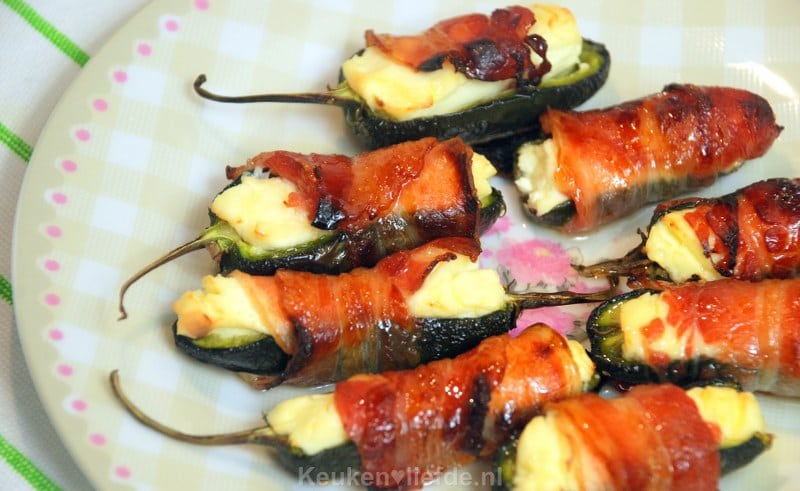 Gevulde jalapeños - Hete donders met roomkaas! Gevulde jalapeños - Hete donders met roomkaas!