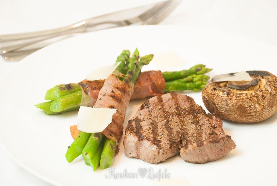 Slank & Snel: Gegrilde biefstuk met asperges Slank & Snel: Gegrilde biefstuk met asperges