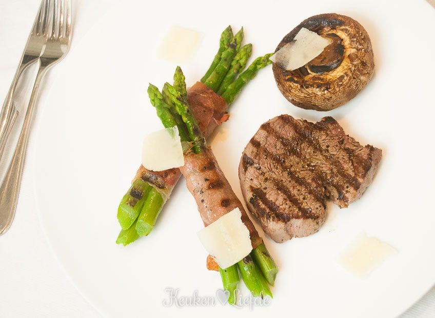 Slank & Snel: Gegrilde biefstuk met asperges Slank & Snel: Gegrilde biefstuk met asperges