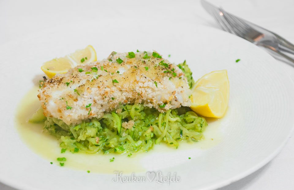 Slank & Snel: lekkerbekje met courgettesmoor Slank & Snel: lekkerbekje met courgettesmoor