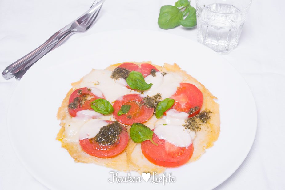 Nationale Pannenkoekdag: pannenkoek caprese Nationale Pannenkoekdag: pannenkoek caprese