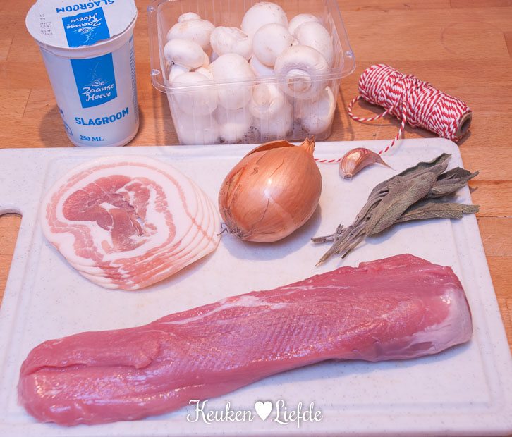 saliemedaillons met champignonroomsaus-0582