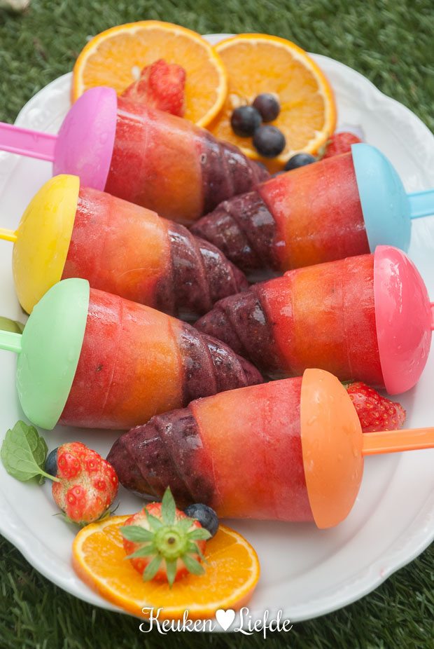 Speels & Smakelijk: fruitijsjes Speels & Smakelijk: fruitijsjes