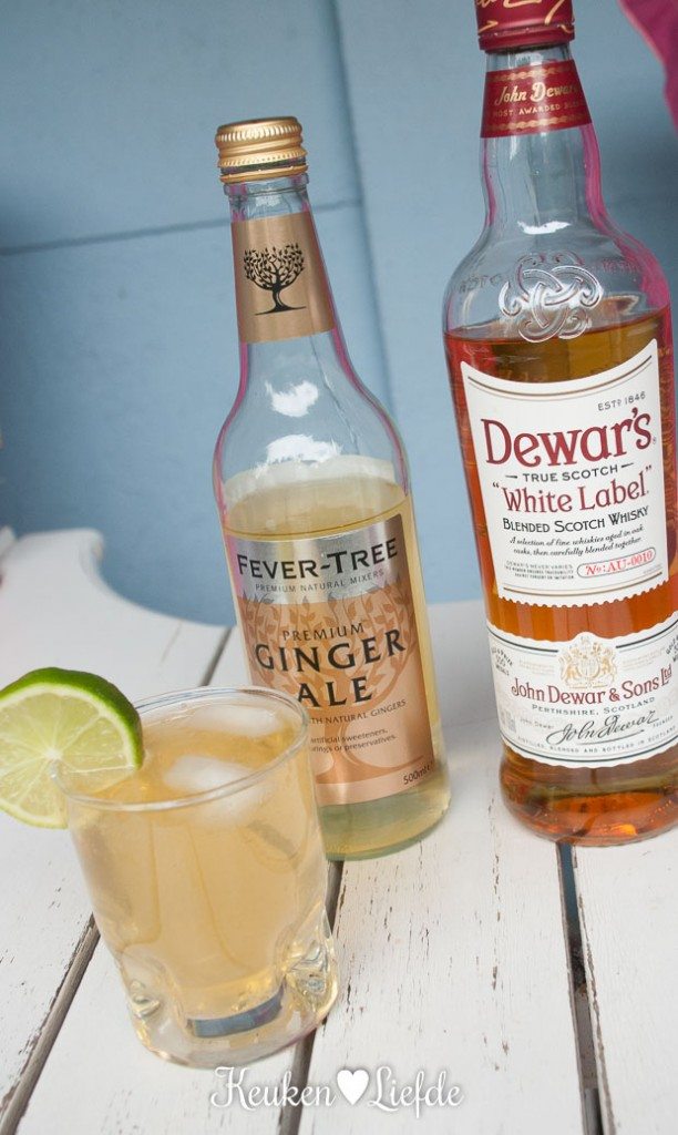 Zomercocktail: Dewar's whisky & ginger ale Zomercocktail: Dewar's whisky & ginger ale