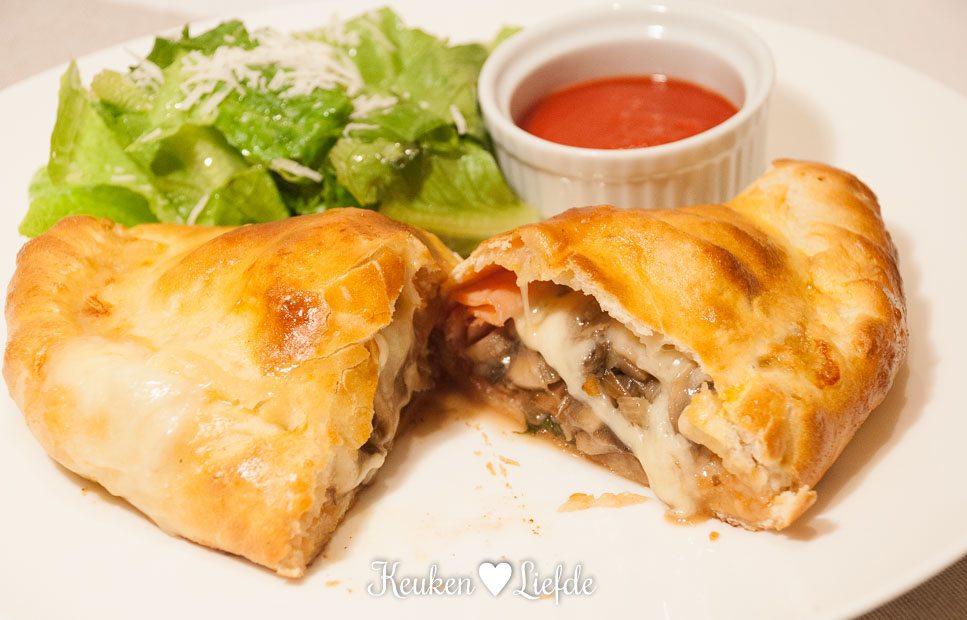 Mieks Special: calzone met ham en champignons
