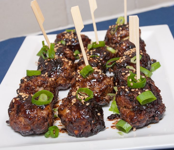 Party food: Aziatische snackballetjes Party food: Aziatische snackballetjes