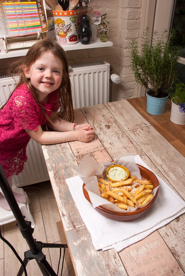 Parmezaanfriet met basilicummayonaise