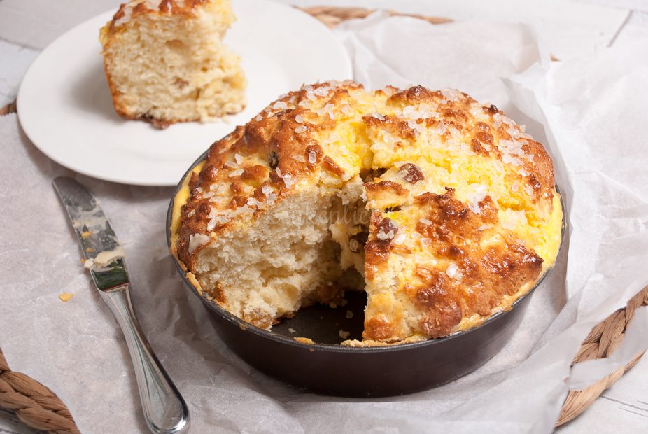 Kwarkbol met kandijsuiker Kwarkbol met kandijsuiker