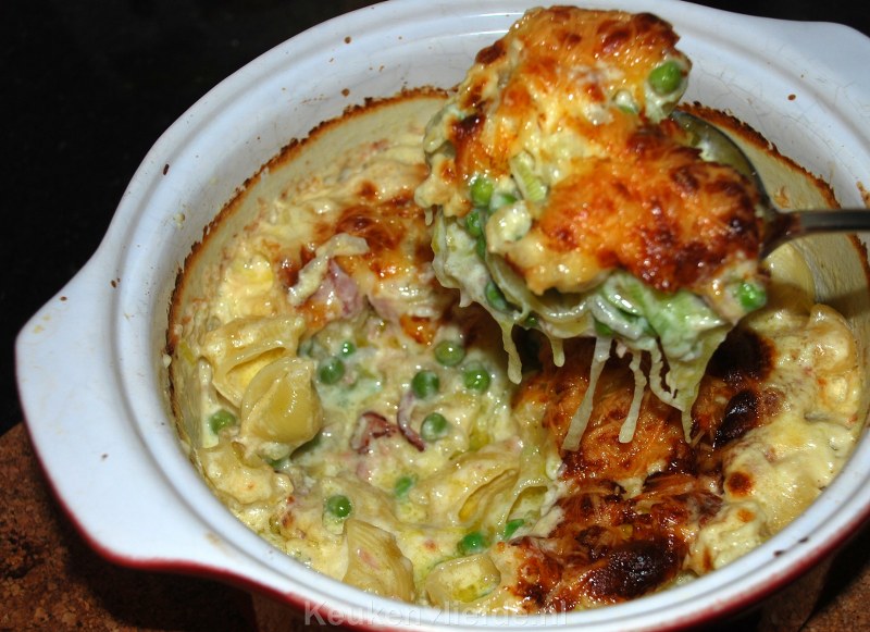 Ovenpasta met romige kaassaus Ovenpasta met romige kaassaus