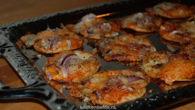 Mini pizza – feestelijke hapjes
