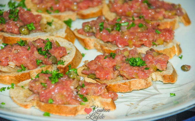 Bruschetta met steak tartare