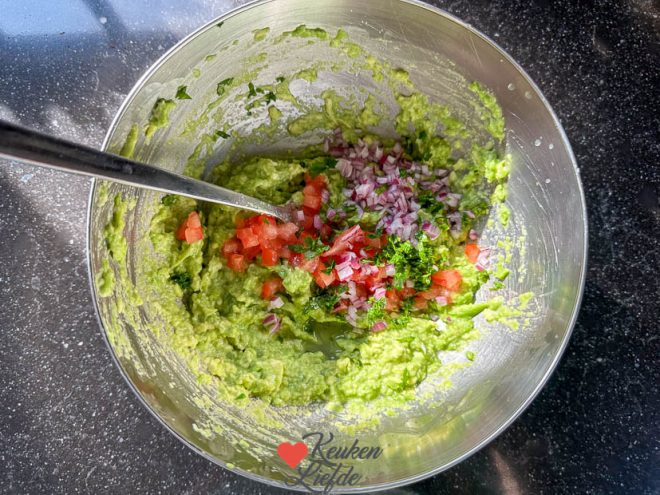Voeg de overige ingrediënten toe