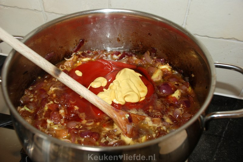 Barbecuesaus maken