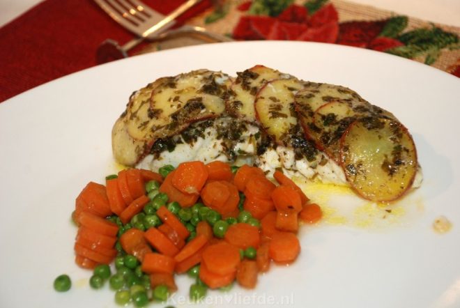 Kabeljauw met aardappeldakje uit de oven