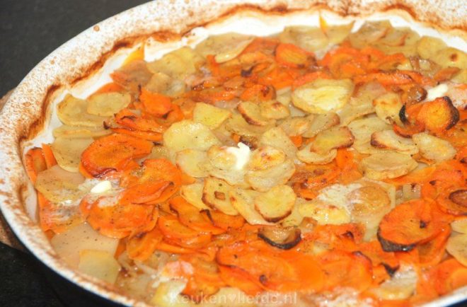 Hutspot gratin met gekonfijte ui