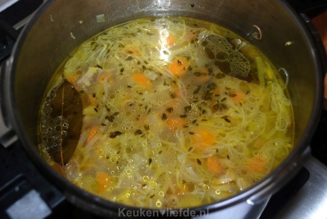 Homemade groentebouillon