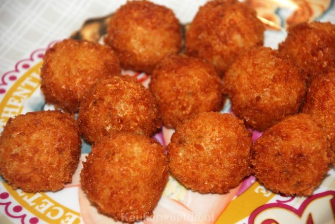 Arancini – Gefrituurde risottoballetjes uit Sicilië