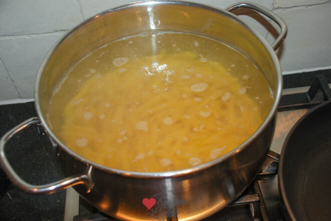 Pasta koken