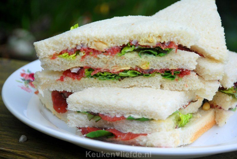 Carpaccio sandwiches