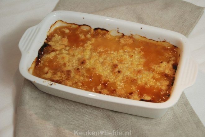 Rabarber crumble uit de oven