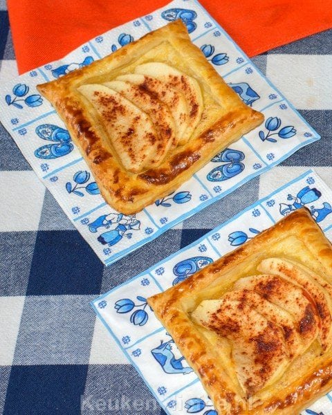 Bladerdeeghapje met appel