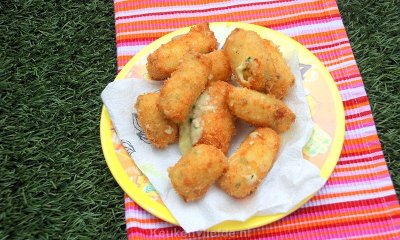 Chili cheese nuggets Chili cheese nuggets