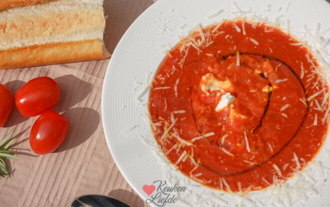 Geroosterde tomatensoep met mascarpone (uit Bistro thuis)