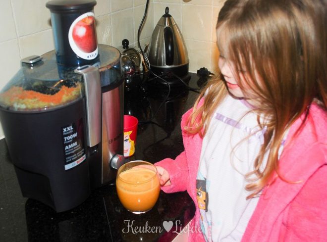 Appel-mandarijn-wortelsmoothie