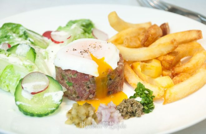 Spijs & Wijn: steak tartare met dikke frieten