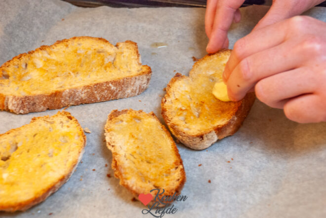 Inwrijven met knoflook