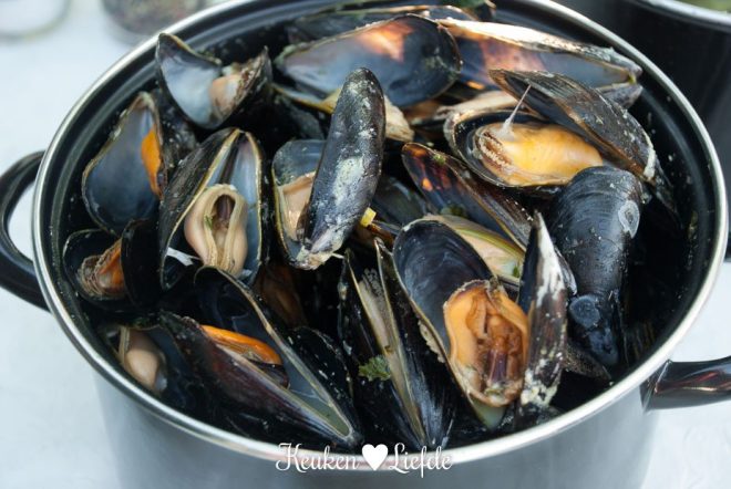 Mosselen in pestoroomsaus