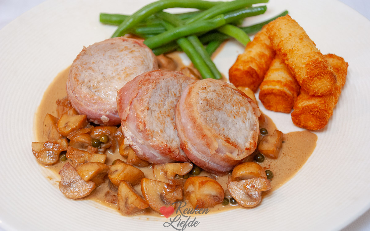 Varkenshaas medaillons met champignonroomsaus
