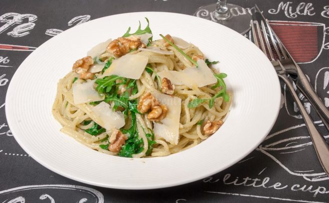 Spaghetti met walnotenpesto