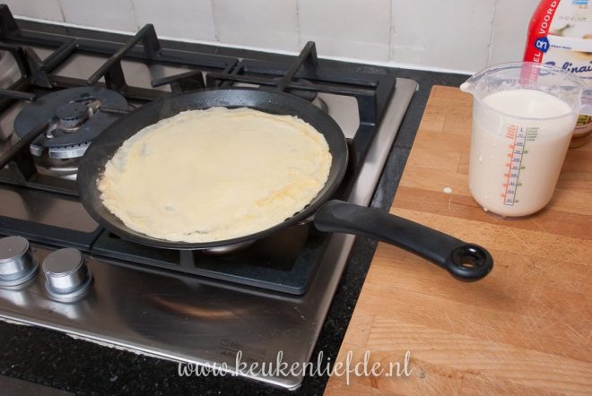 Pannenkoeken bakken