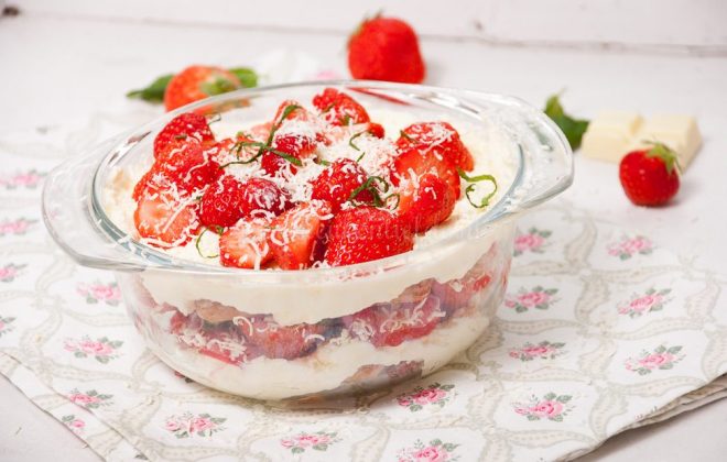 Aardbeien tiramisu