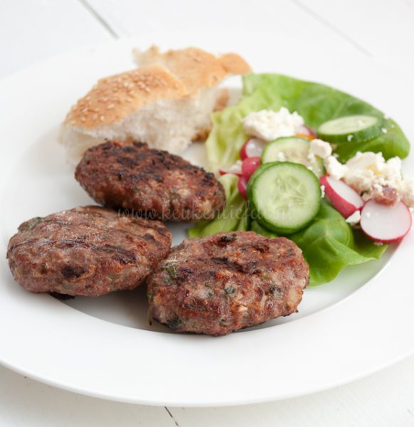 Bifteki met feta