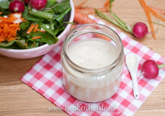 Video: saladedressing