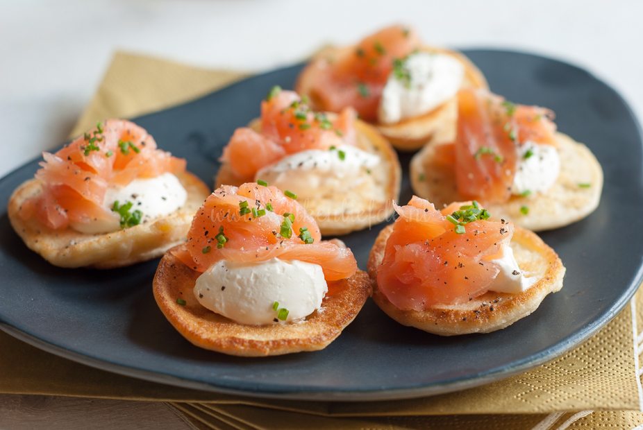 Blini met gerookte zalm