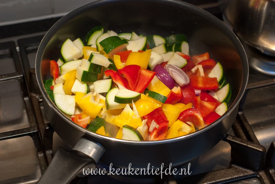 Vega kerst: couscous met kerrie en warme feta