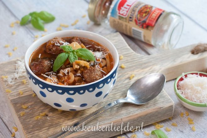 Minestrone met gehaktballetjes