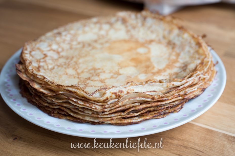Pannenkoek met boerenkool en rookworst