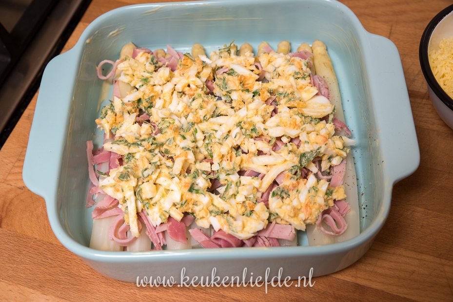 Aspergeschotel met ham en kaas