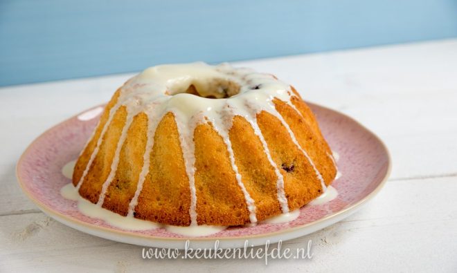 Yoghurtcake met citroen en blauwe bes
